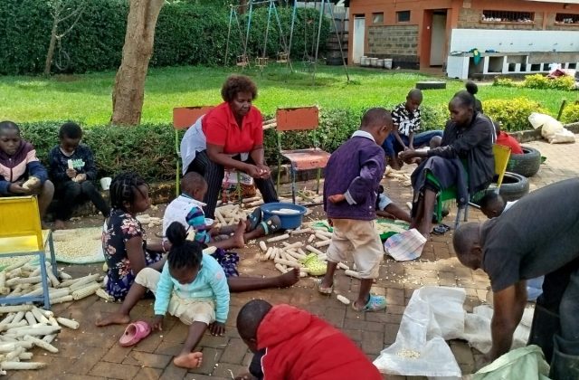 The Pantry Scale That Helps Feed 62 Children